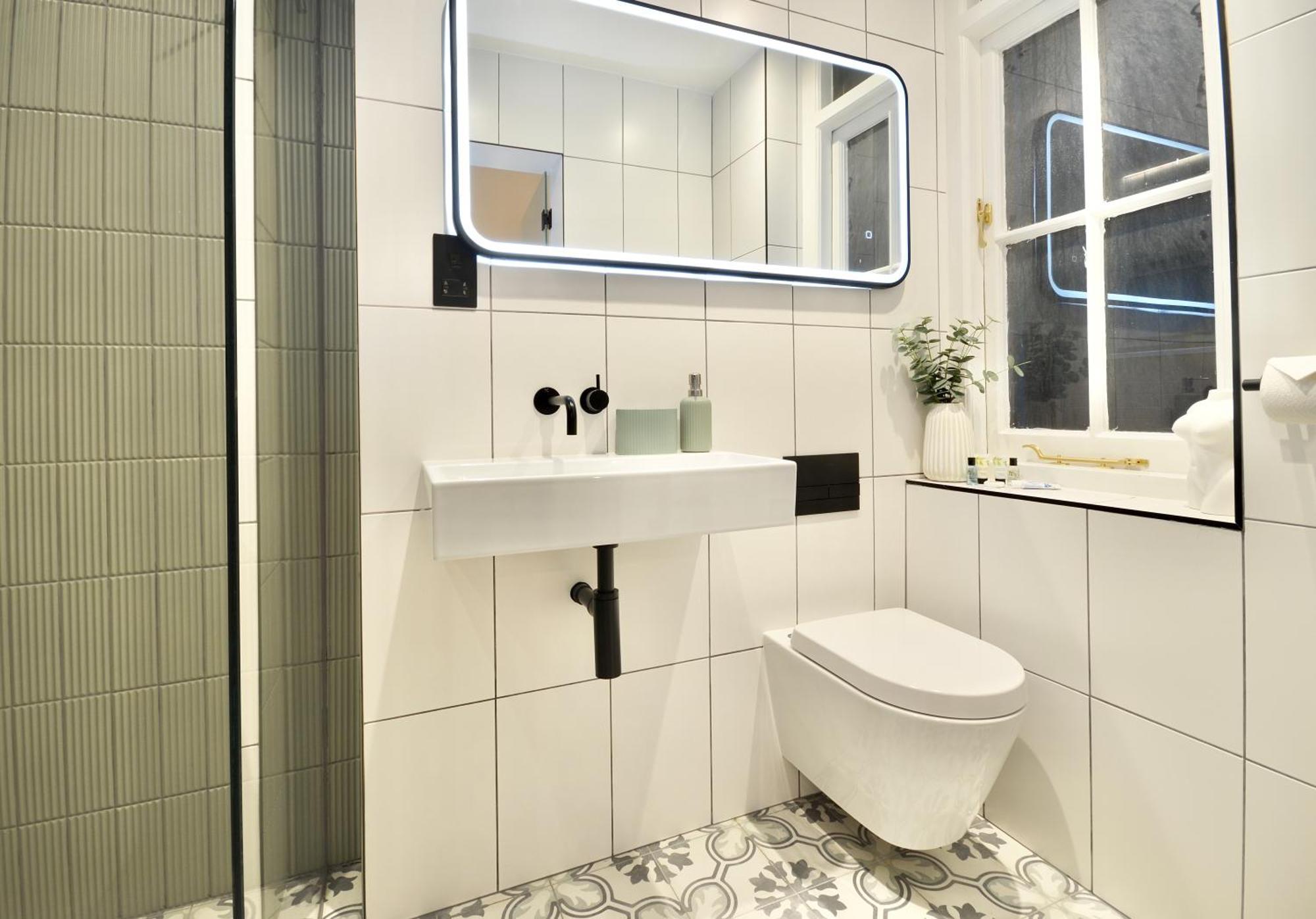 Newly Refurbished W/ River Views London Eksteriør bilde