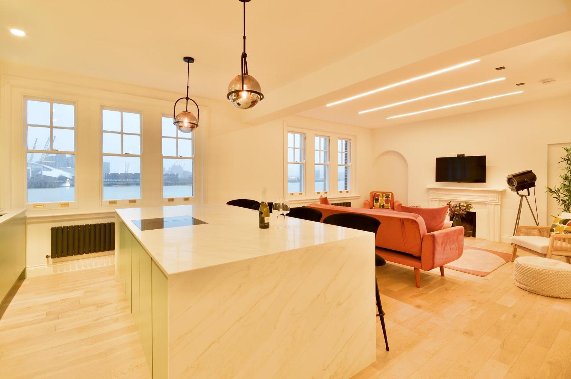 Newly Refurbished W/ River Views London Eksteriør bilde